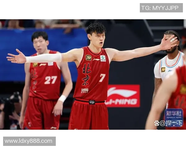 北京篮球队在篮球比赛经验排名中创新高展现实力与团队合作精神